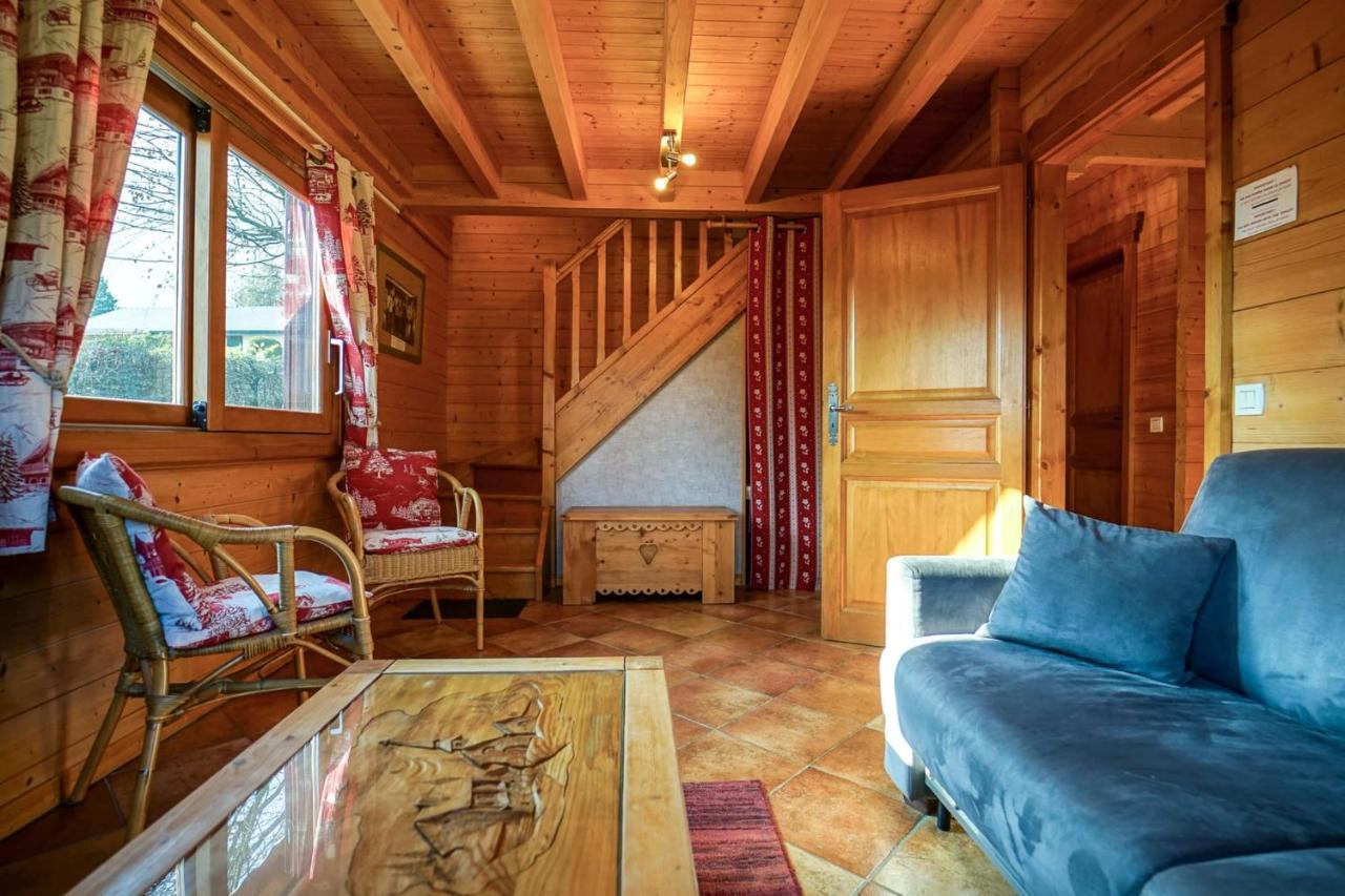 Le Chalet Bonheur Lathuile Exterior photo